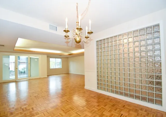 Listing Photo 2 - Condo for sale in building located at 166th Pl Ln, Woburn, MA 01801 - Unit #166