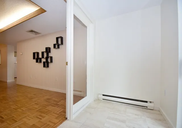Listing Photo 5 - Condo for sale in building located at 166th Pl Ln, Woburn, MA 01801 - Unit #166