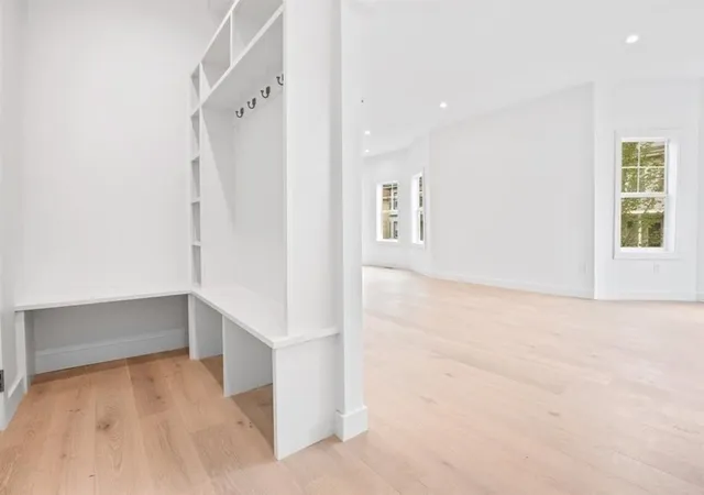 Listing Photo 5 - Condo for sale in building located at 197 Vine St, Everett, MA 02149