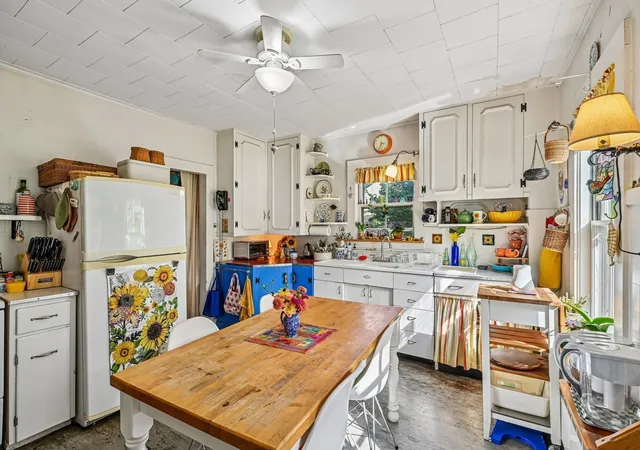 Photo 1 of Sale Pending at 21 Elm St, Maynard, MA 01754 | MLS# 73571448 | Listing updated on 2026-09-08