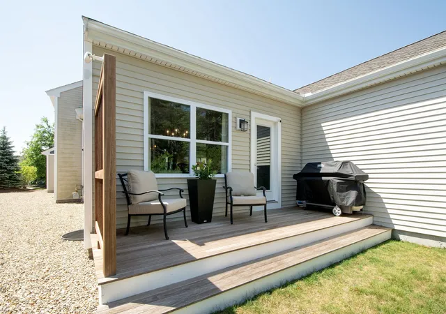 Listing Photo 4 - Condo for sale in building located at 64 Hatherly Rise, Plymouth, MA 02360 - Unit #64