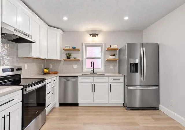 Sale Pending at 15 Arcadia St, South Grafton, MA 01560 | MLS# 73578098 | Listing updated on 2026-10-16
