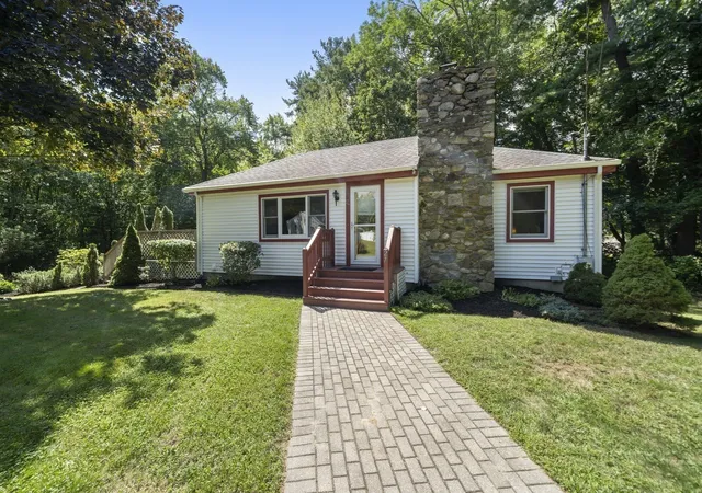 Photo 1 of Sale Pending at 27 Antilla Ct, Pembroke, MA 02359 | MLS# 73573730 | Listing updated on 2026-09-29