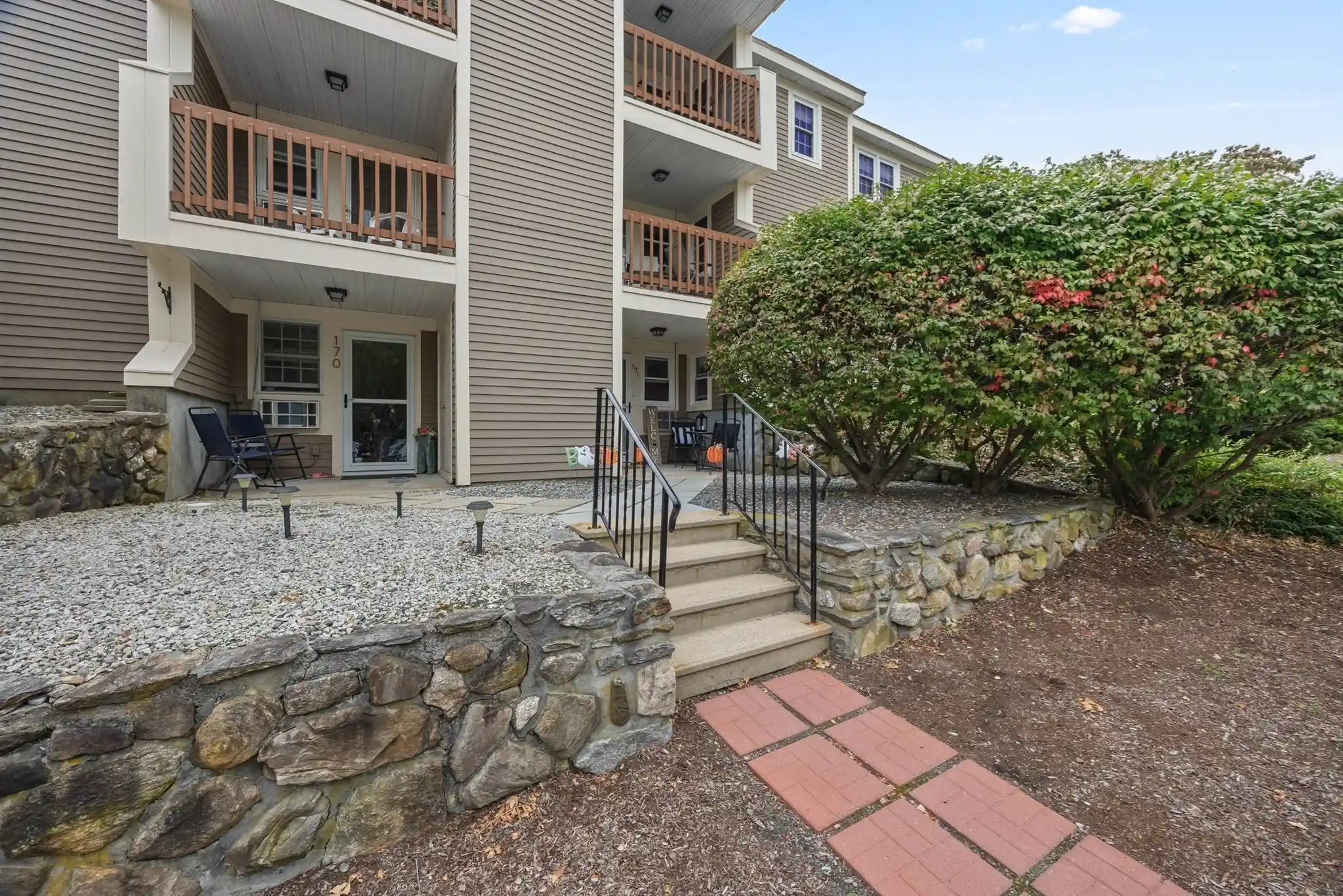 Listing Photo 1 - Condo for sale in 171 Heritage Dr located at 171 Heritage Dr, Whitinsville, MA 01588 - Unit #171