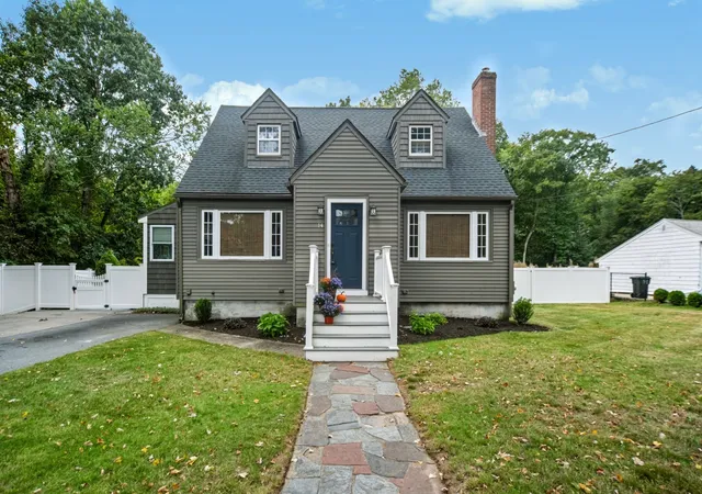 Single family home for sale at 14 Nelson St, Hopedale, MA 01747 | MLS# 73585345