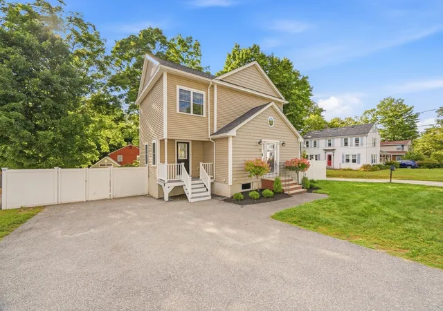 Photo 2 of Sale Pending at 74 Pearl St, Woburn, MA 01801 | MLS# 73572850 | Listing updated on 2026-09-16