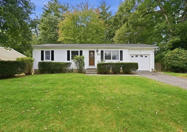 Photo 1 of Single family home for sale at 202 Glenoak Dr, Springfield, MA 01129 | MLS# 73584566 | Listing updated on 2026-10-16