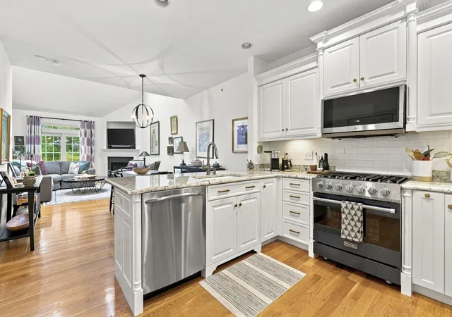Condo for sale at 900 Lynnfield St #6, Lynnfield, MA 01940 | MLS# 73580701