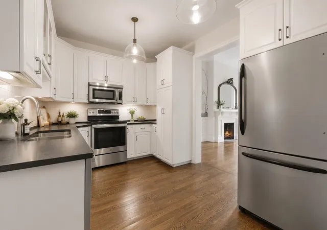 Photo 2 of Condo for sale at 263 Commonwealth #6, Boston, MA 02116 | MLS# 73573254 | Listing updated on 2026-09-21