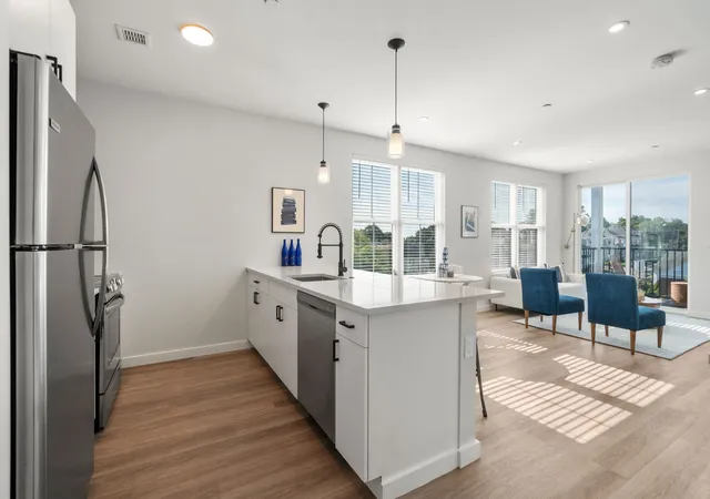 Photo 4 of Sale Pending at 10 Somerset #402U, Winthrop, MA 02152 | MLS# 73574044 | Listing updated on 2026-10-07