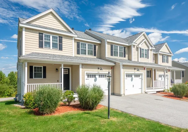 Photo 3 of Condo for sale at 1204 Hazelwood Way #1204, Clinton, MA 01510 | MLS# 73575946 | Listing updated on 2026-09-15