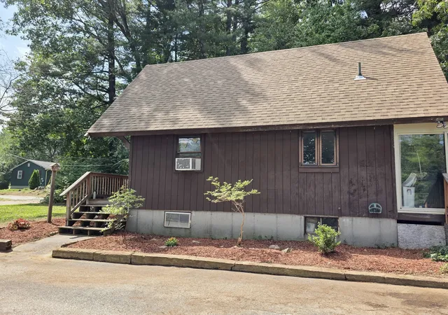 Photo 3 of Single family home for sale at 11 Ferncroft Rd, Leicester, MA 01524 | MLS# 73570935 | Listing updated on 2026-09-14