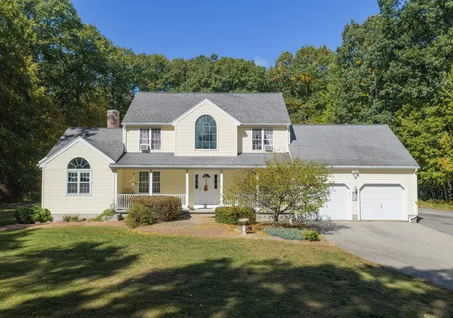 Single family home for sale at 82a Daniels Rd, Charlton, MA 01507 | MLS# 73588477