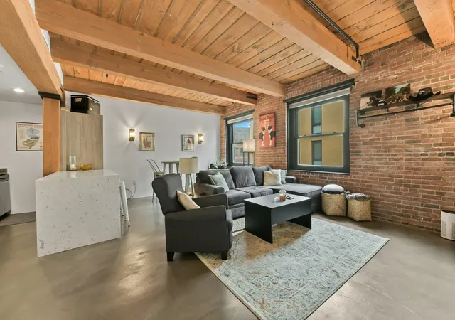 Photo 3 of Sale Pending at 90 Wareham St #403, Boston, MA 02118 | MLS# 73580940 | Listing updated on 2026-10-21