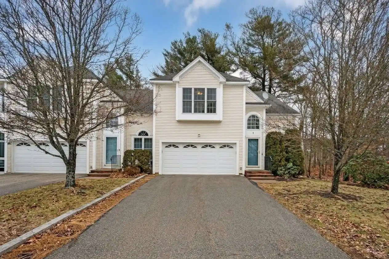 Listing Photo 1 - Condo for sale in 1 Knowlton Cir located at 1 Knowlton Cir, Upton, MA 01568 - Unit 1 Knowlton Cir