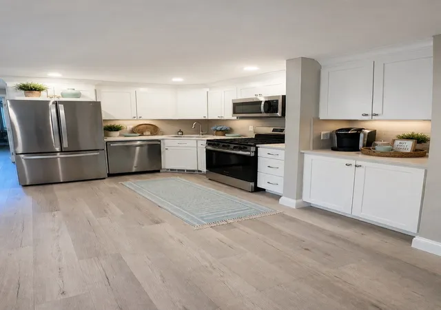 Photo 3 of Condo for sale at 180 Main St #1205, Bridgewater, MA 02324 | MLS# 73571295 | Listing updated on 2026-09-30