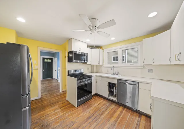 Photo 3 of Single family home for sale at 168 Babcock St, Quincy, MA 02169 | MLS# 73574437 | Listing updated on 2026-09-11