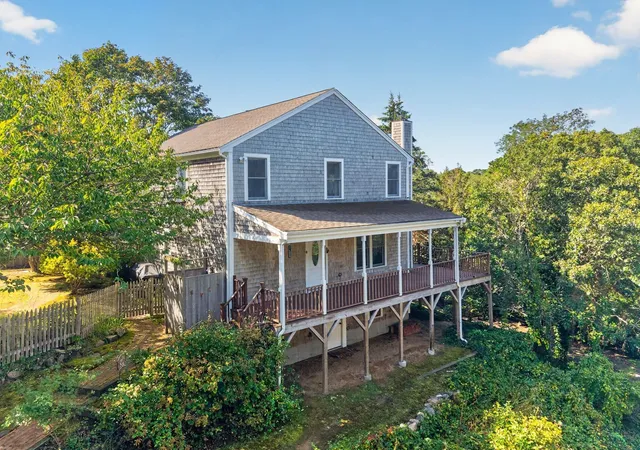 Photo 1 of Single family home for sale at 2118 Main St, Chatham, MA 02633 | MLS# 73585978 | Listing updated on 2026-10-20