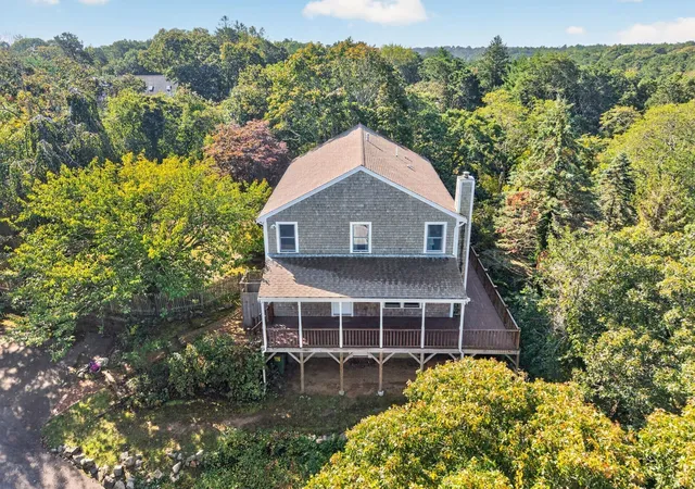 Photo 2 of Single family home for sale at 2118 Main St, Chatham, MA 02633 | MLS# 73585978 | Listing updated on 2026-10-20