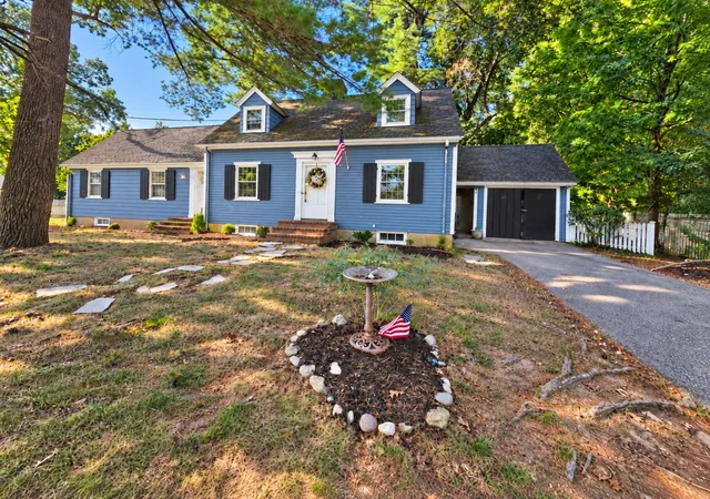 Photo 1 of Sale Pending at 11 Homestead Rd, Lynnfield, MA 01940 | MLS# 73574318 | Listing updated on 2026-09-29
