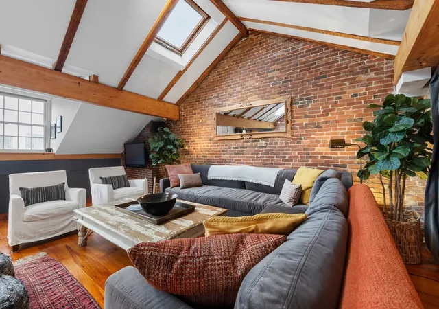 Listing Photo 5 - Condo for sale in building located at 1-3 Chestnut, Boston, MA 02108 - Unit #5B