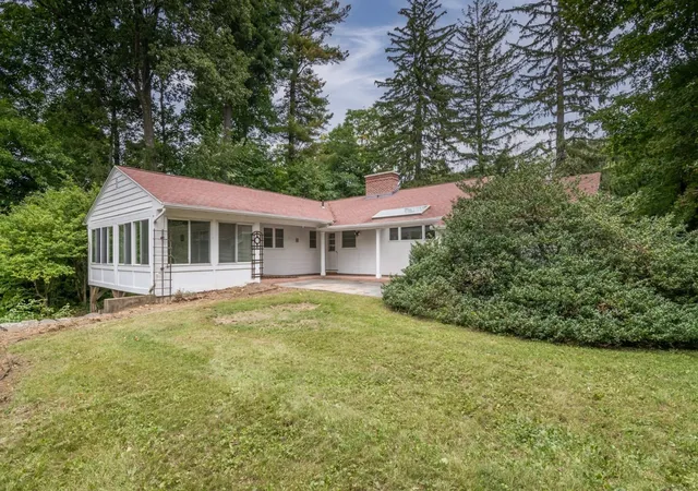 Photo 1 of Sale Pending at 136 Lincoln Ave, Amherst, MA 01002 | MLS# 73576667 | Listing updated on 2026-10-08