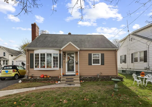 Photo 2 of Single family home for sale at 83 Oklahoma St, Springfield, MA 01104 | MLS# 73570864 | Listing updated on 2026-09-05