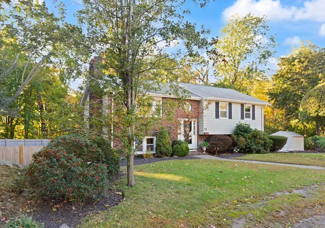 Photo 3 of Single family home for sale at 15 South St, Reading, MA 01867 | MLS# 73588205 | Listing updated on 2026-10-13