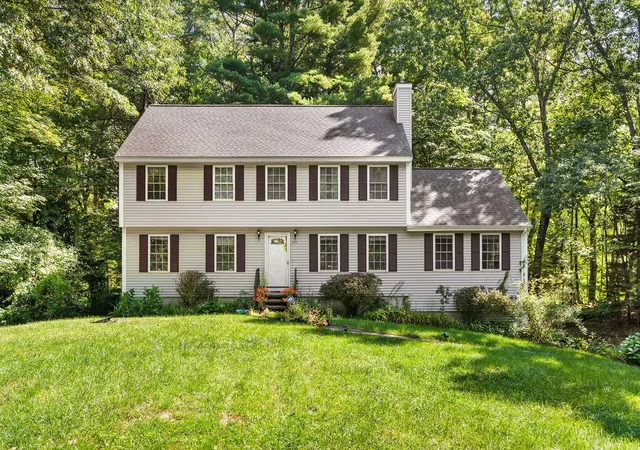 Photo 3 of Single family home for sale at 245 Hampstead St, Methuen, MA 01844 | MLS# 73575972 | Listing updated on 2026-09-15