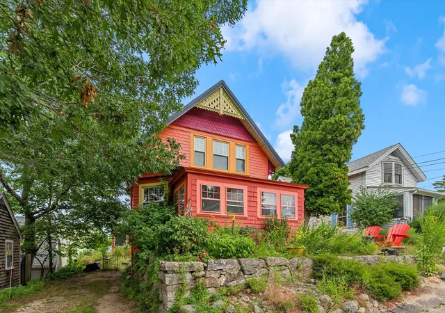 Photo 1 of Single family home for sale at 15 3rd Street, Wareham, MA 02558 | MLS# 73573727 | Listing updated on 2026-09-17