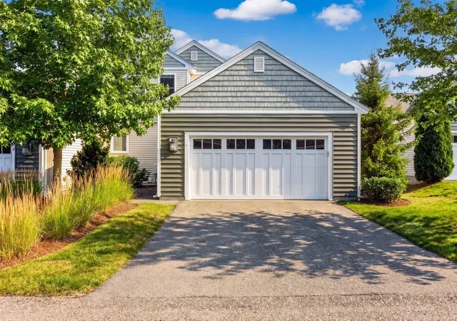 Photo 36 of Sale Pending at 4 Dorset Ln #4, Plymouth, MA 02360 | MLS# 73574962 | Listing updated on 2026-09-29