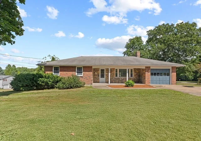 Photo 1 of Sale Pending at 532 Union St, Franklin, MA 02038 | MLS# 73570447 | Listing updated on 2026-09-08