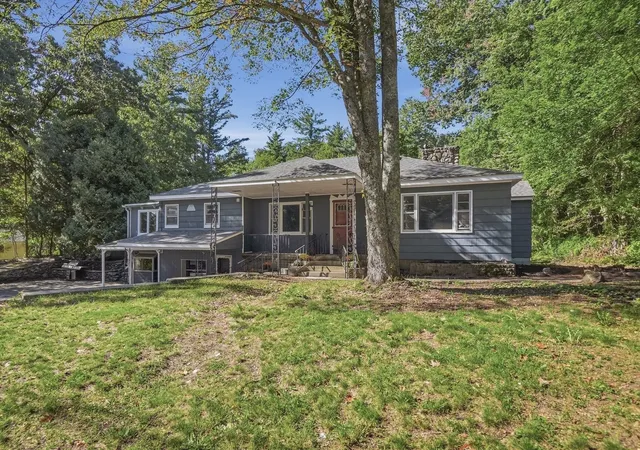 Photo 2 of Single family home for sale at 306 Leominster Rd, Sterling, MA 01564 | MLS# 73585189 | Listing updated on 2026-10-13