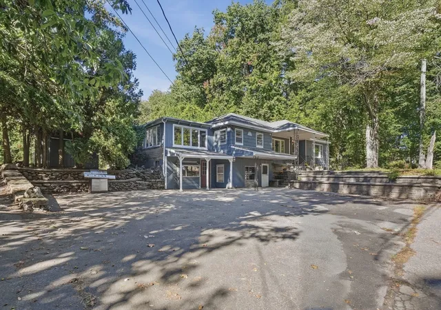 Photo 3 of Single family home for sale at 306 Leominster Rd, Sterling, MA 01564 | MLS# 73585189 | Listing updated on 2026-10-13