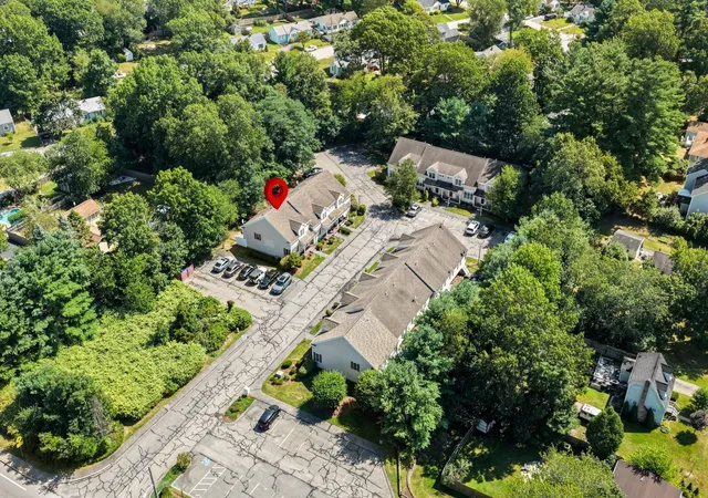 Photo 4 of Condo for sale at 864 Brockton Ave #864, Abington, MA 02351 | MLS# 73574404 | Listing updated on 2026-09-25