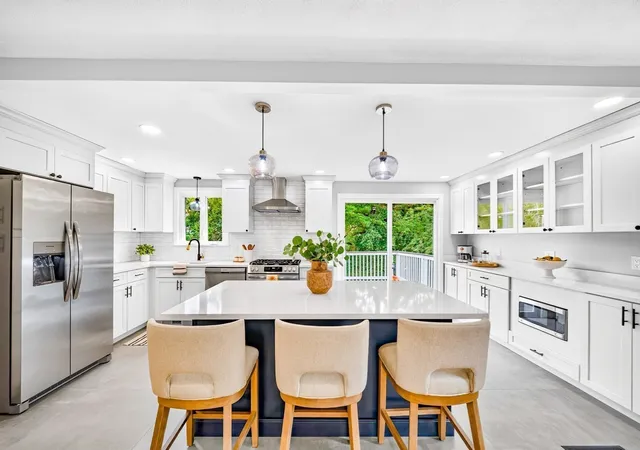 Photo 3 of Single family home for sale at 9 Valerie Ave, Billerica, MA 01821 | MLS# 73572225 | Listing updated on 2026-09-15