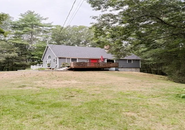 Photo 3 of Sale Pending at 30 Odell Rd, Sandown, NH 03873 | MLS# 73574981 | Listing updated on 2026-09-15