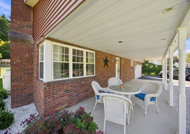 Photo 3 of Single family home for sale at 146 Huntington Rd, Russell, MA 01071 | MLS# 73574765 | Listing updated on 2026-09-13