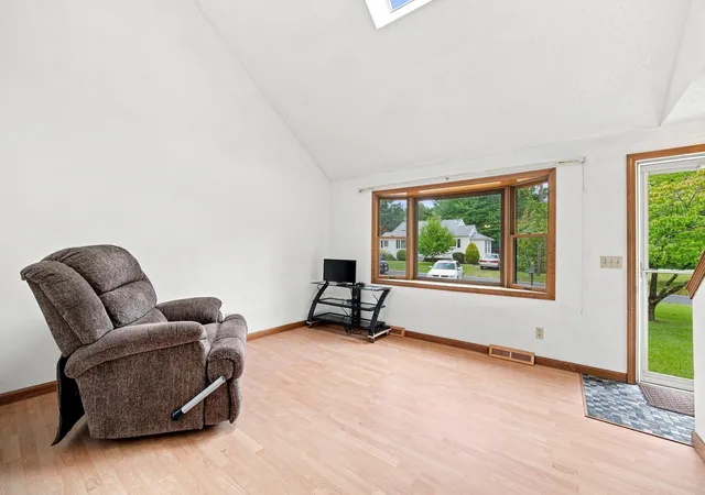 Photo 3 of Sale Pending at 10 Mountianview St, Wilbraham, MA 01095 | MLS# 73575541 | Listing updated on 2026-09-30