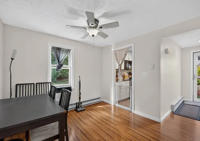 Listing Photo 3 - Condo for sale in building located at 53 Olde Colonial Dr, Gardner, MA 01440 - Unit #6
