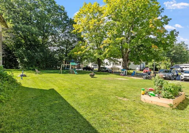 Photo 2 of Single family home for sale at 374 Front St, Winchendon, MA 01475 | MLS# 73571805 | Listing updated on 2026-09-07