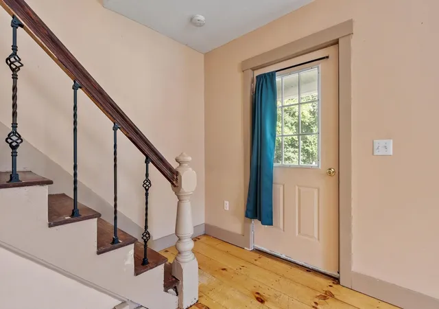 Photo 4 of Single family home for sale at 374 Front St, Winchendon, MA 01475 | MLS# 73571805 | Listing updated on 2026-09-07
