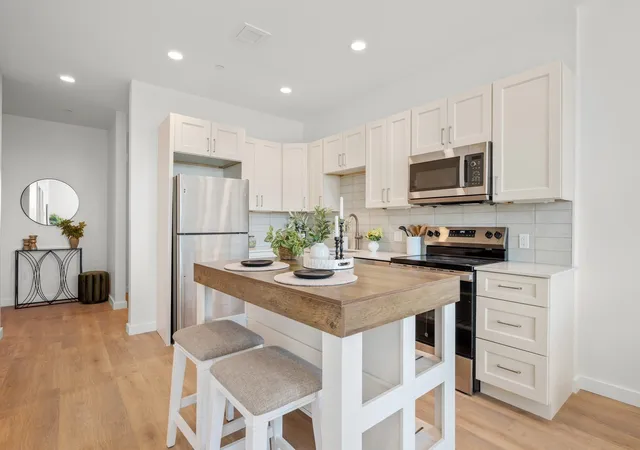 Photo 2 of Condo for sale at 440 Broadway #504, Chelsea, MA 02150 | MLS# 73588802 | Listing updated on 2026-10-23