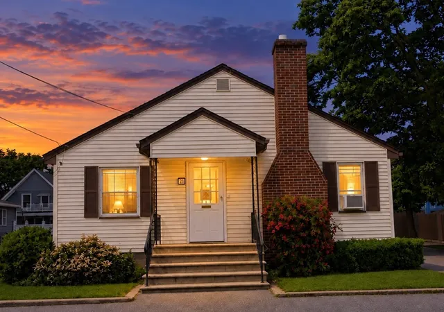 Photo 1 of Single family home for sale at 3 Carlton St, Peabody, MA 01960 | MLS# 73574676 | Listing updated on 2026-09-20