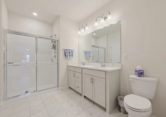 Listing Photo 4 - Condo for sale in building located at 4 Peters Farm Wy, Westborough, MA 01581 - Unit #409