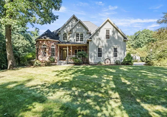 Photo 1 of Single family home for sale at 144 Stone Rd, East Brookfield, MA 01515 | MLS# 73578340 | Listing updated on 2026-10-12