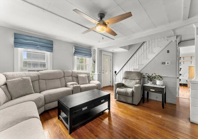 Photo 3 of Sale Pending at 191 Pleasant St, Leominster, MA 01453 | MLS# 73578876 | Listing updated on 2026-10-01