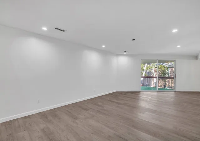 Photo 2 of Condo for sale at 20 Brain Dr #E, Stoughton, MA 02072 | MLS# 73575787 | Listing updated on 2026-09-14