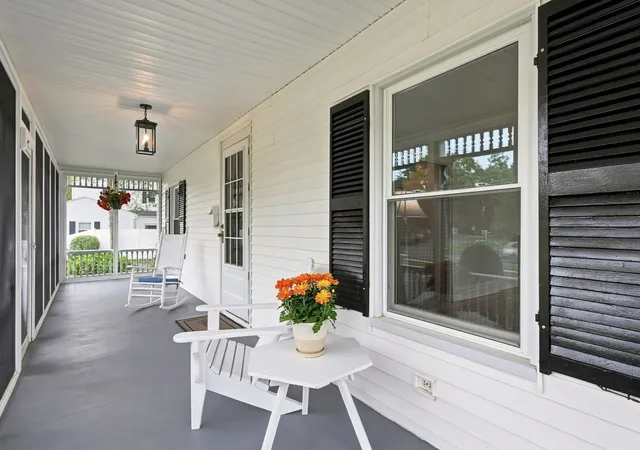 Photo 2 of Single family home for sale at 182 Granville Rd, Westfield, MA 01085 | MLS# 73570410 | Listing updated on 2026-09-05