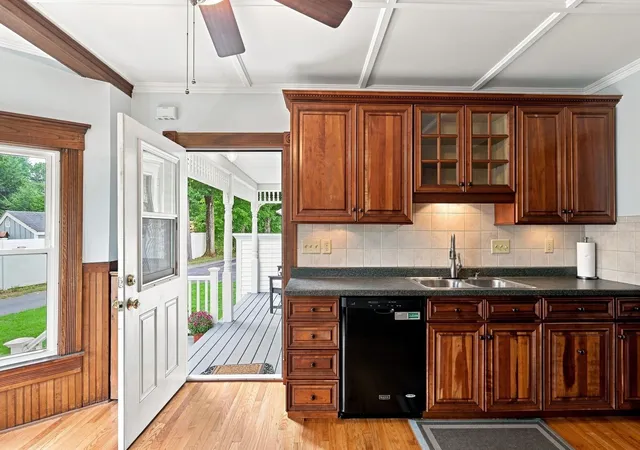 Photo 4 of Single family home for sale at 182 Granville Rd, Westfield, MA 01085 | MLS# 73570410 | Listing updated on 2026-09-05